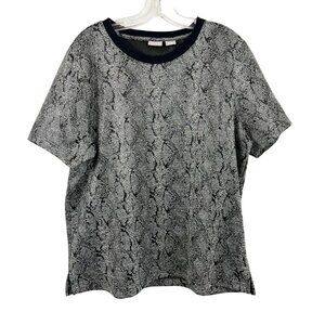 Chico's Black & Gray Reptile Print Short Sleeve Top Crewneck Shiny - Size 3, XL
